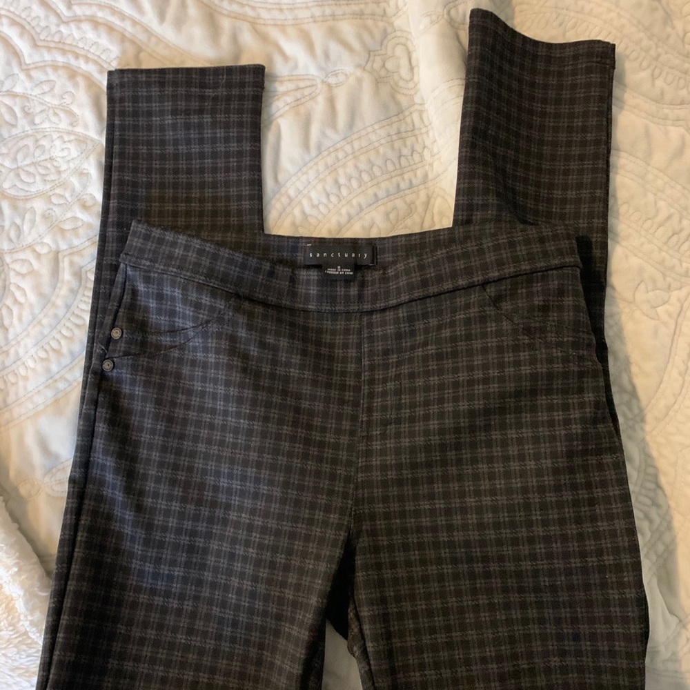 〰️Like new Sanctuary plaid pants size S〰️